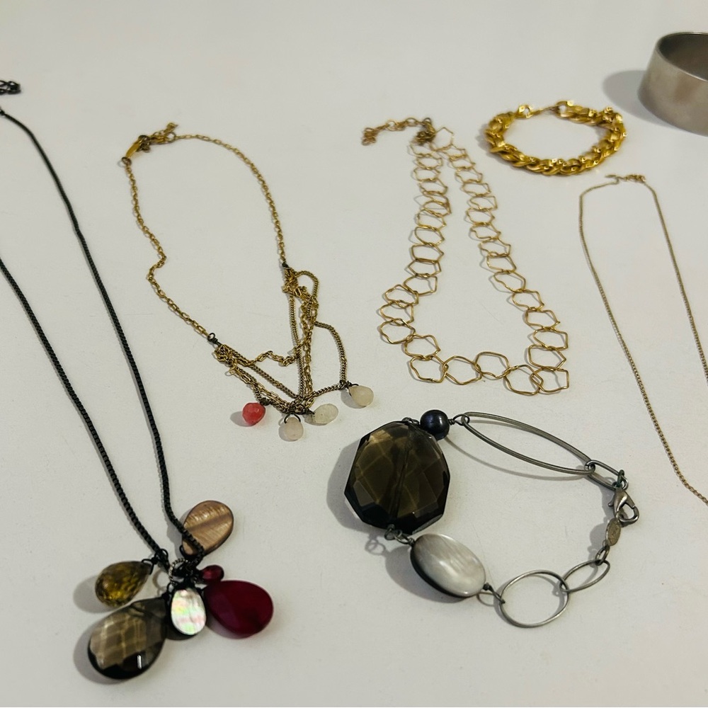 Jewelry set: 8 Necklaces & 3 Bracelets, different styles